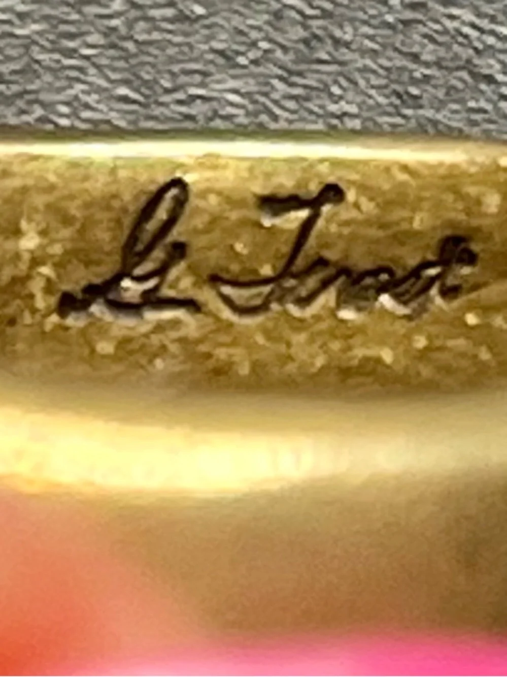 Vintage Gold Tone Signet Ring Hidden Eagle Crest Inside Signed L. Frost. Size 9